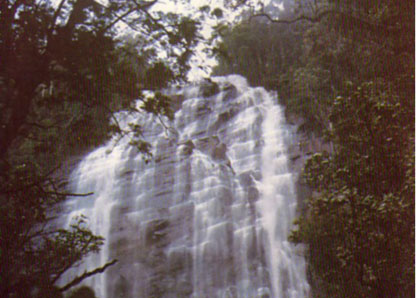  Chinakuruk Falls